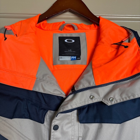 NWT Men’s Oakley Timber BioZone BZS 15K Insulated Parka Fit Ski Jacket L - Picture 4 of 10